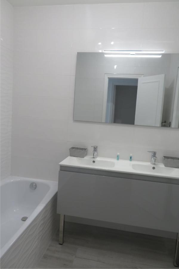 קאן Luxe 6 Couchages Proxi Bord De Mer Centre Ville מראה חיצוני תמונה